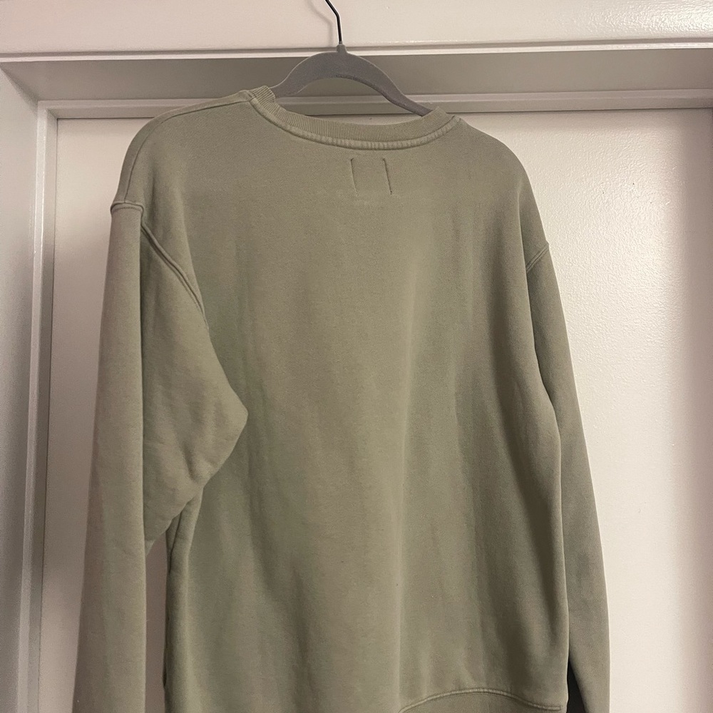 Aritzia TNA Cozy Fleece Perfect Crew Sweatshirt